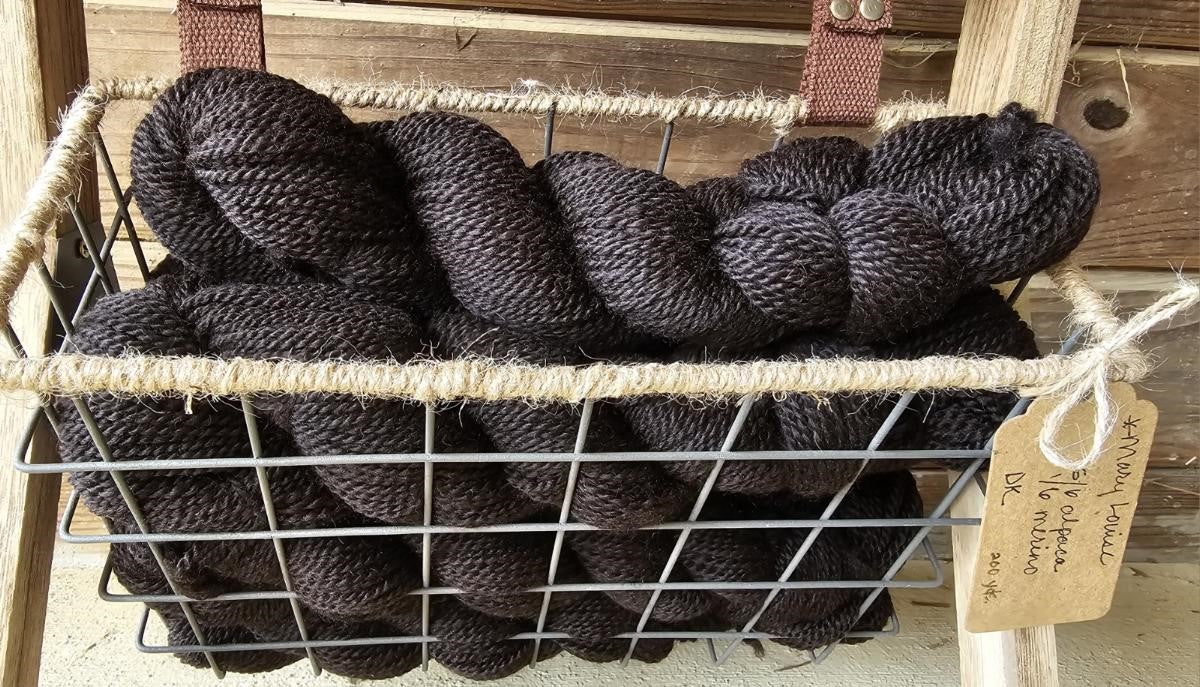 Alpaca Yarn Skein (200 Yards)